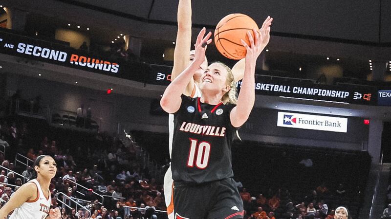 Junior guard Hailey Van Lith scored 21 points in Monday night’s game against the Texas Longhorns.