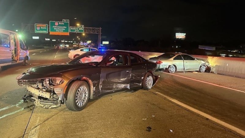 7 killed in head-on crash involving suspected migrant-smuggling