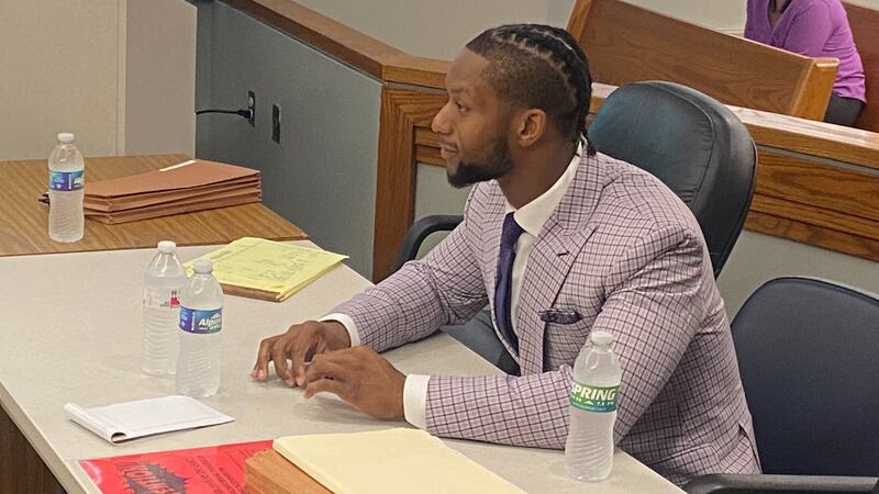 Cincinnati Bengals running back Joe Mixon is not guilty of aggravated menacing, a Hamilton...