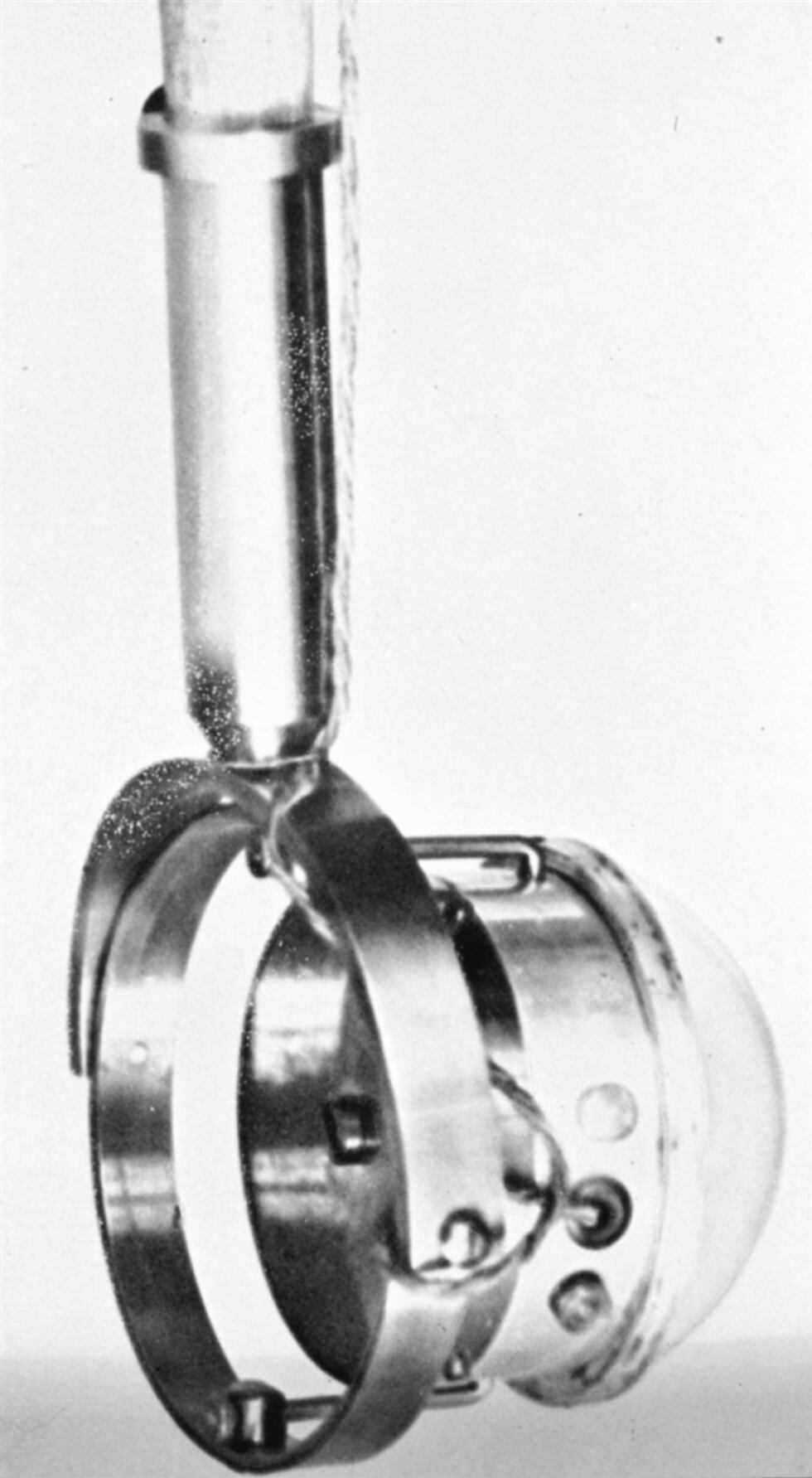 An Angstrom pyranometer, used to measure albedo circa 1930.
